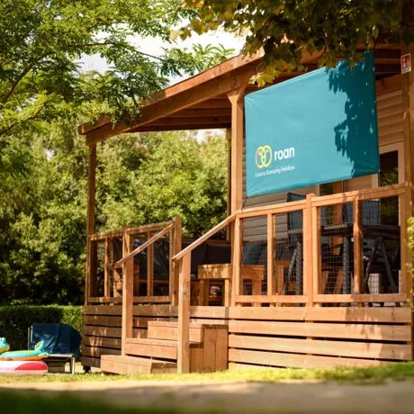 Luxury camping at Lake Garda