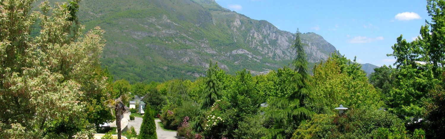 Last minute camping in the Pyrenees